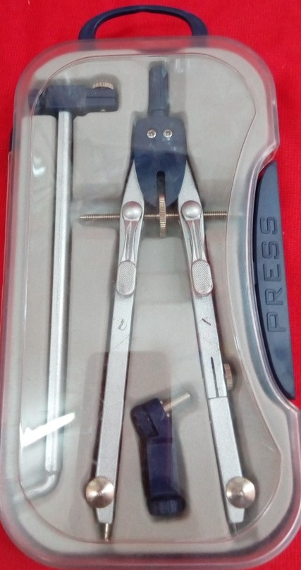 Compas à Précision Simple