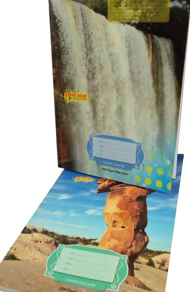288 pages Entre Nous Jeunes Grand format - Cahier ordinaire