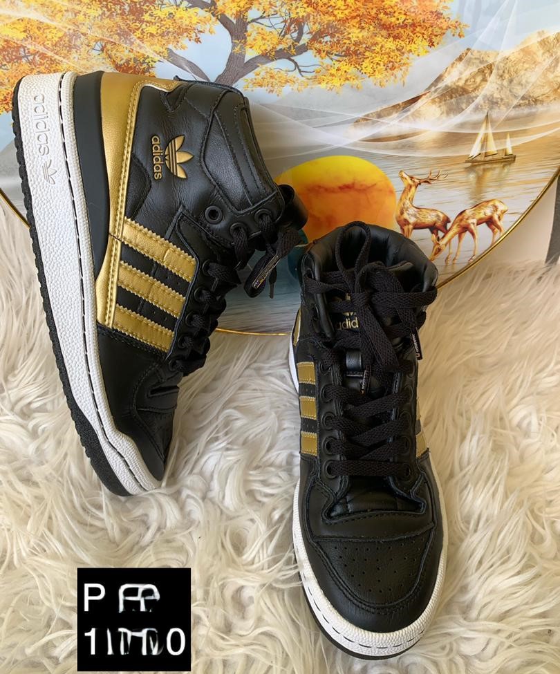Adidas noire bandes or P 36