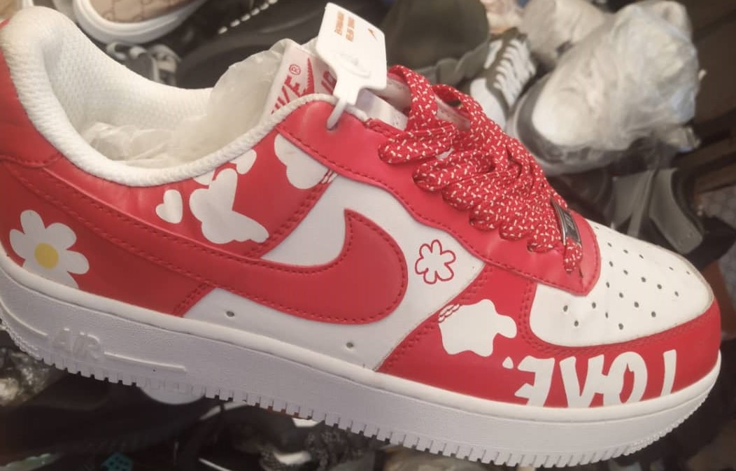 Air Nike blanc rouge P 37-45